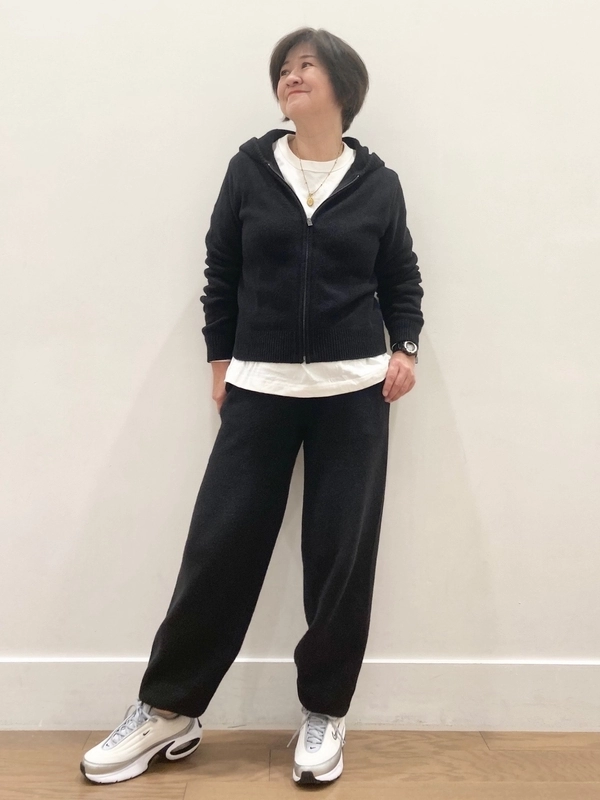 ニットセットアップコーデ