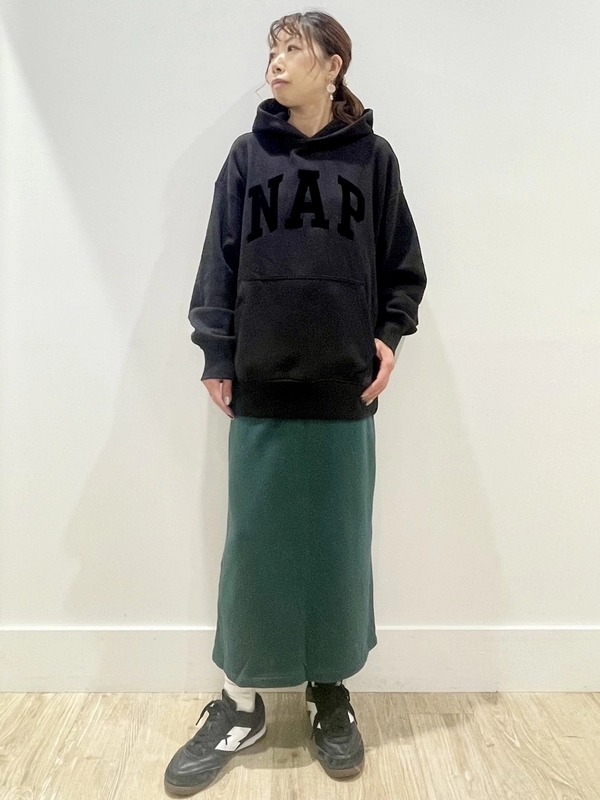 【NAPロゴ】スウェットコーデ