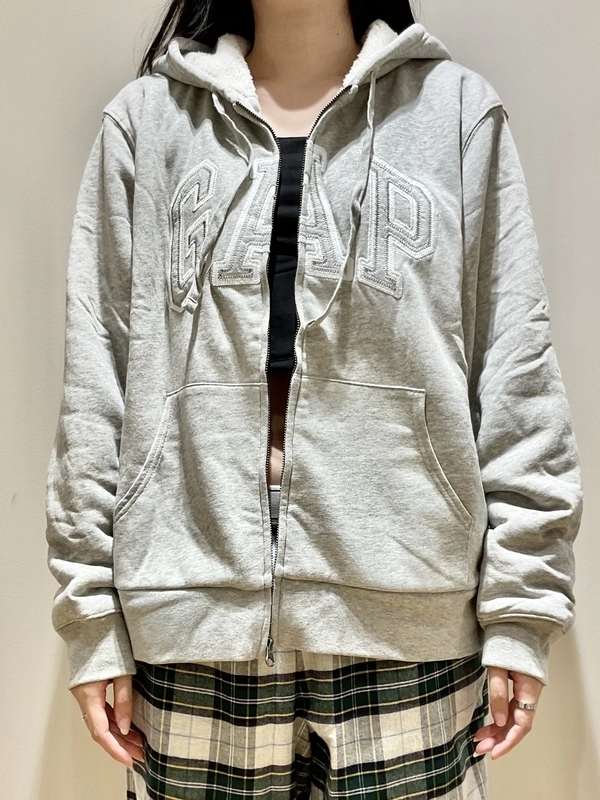 即日発送★新品★GAP 裏ボア パーカー ＸＬ ジップアップパーカー グレー Gap公式オンラインストア | GAPロゴ 裏ボア ジップアップパーカー