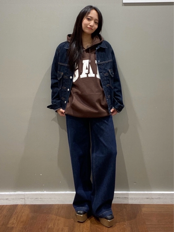 デニムセットアップコーデ