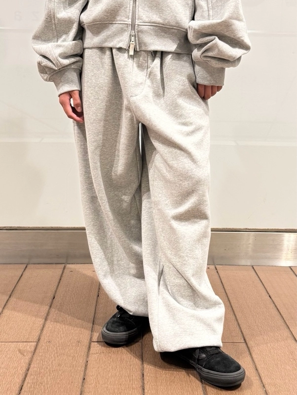 ダブルジップパーカー！のスタイリング | Gap公式オンラインストア