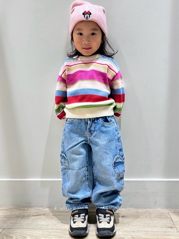 クルーネックセーター