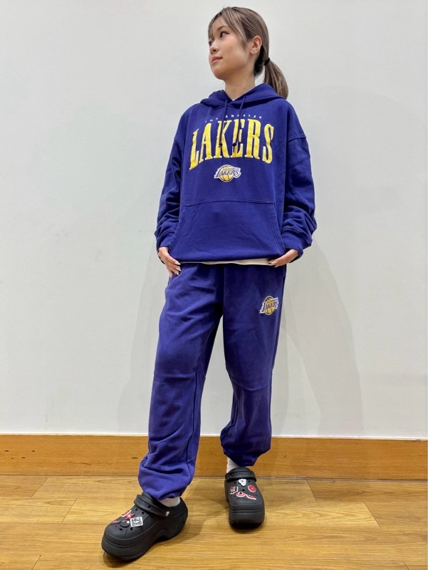 新品未使用GAP &NBAコラボセットアップ New】GAP×NBAコラボセットアップのスタイリング | Gap公式オンラインストア