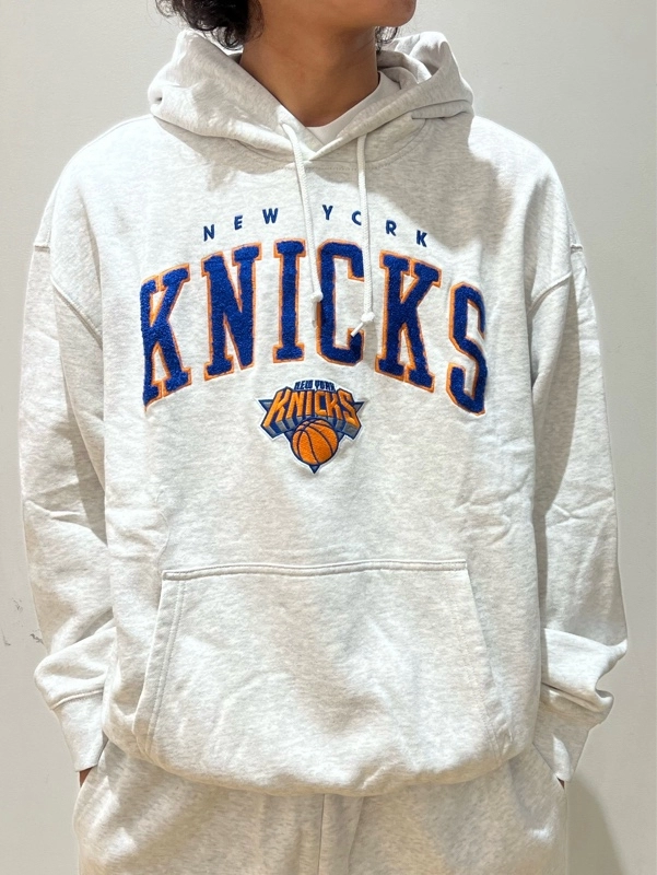 Gap ギャップNBA ニューヨークニックスロゴヘビーウェイトパーカー　Lサイズ GAP｜(U)NBA ニューヨーク ニックス ロゴ ヘビーウェイトパーカー