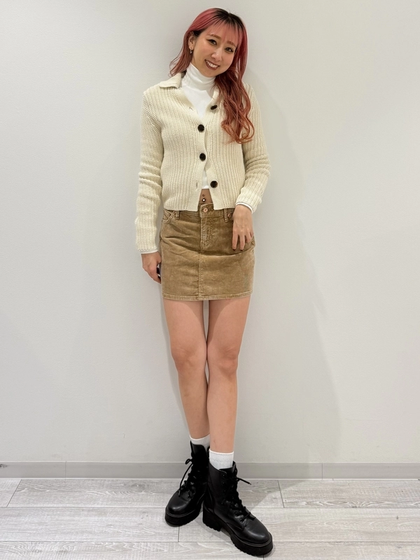 【New】コーデュロイスカートで秋コーデ