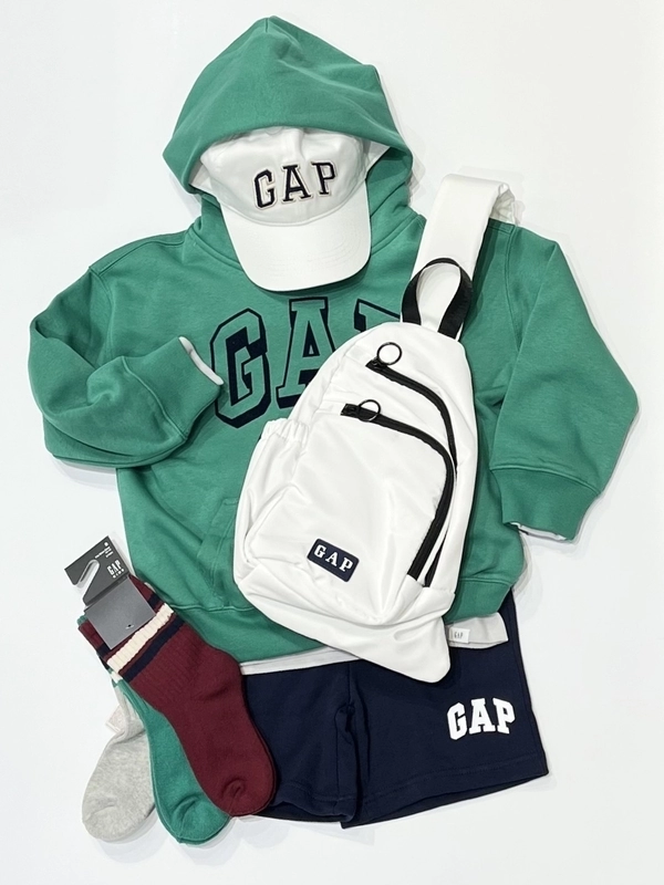 ボーイズ　秋のスウェットコーデ