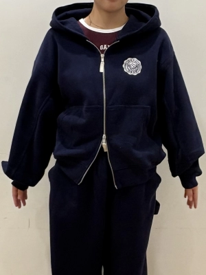 ダブルジップセットアップ♪のスタイリング | Gap公式オンラインストア