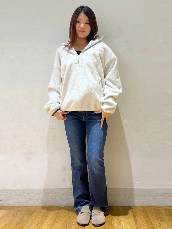 寒い季節にオススメなハーフジップ