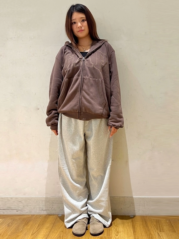 暖かい裏ボアパーカー