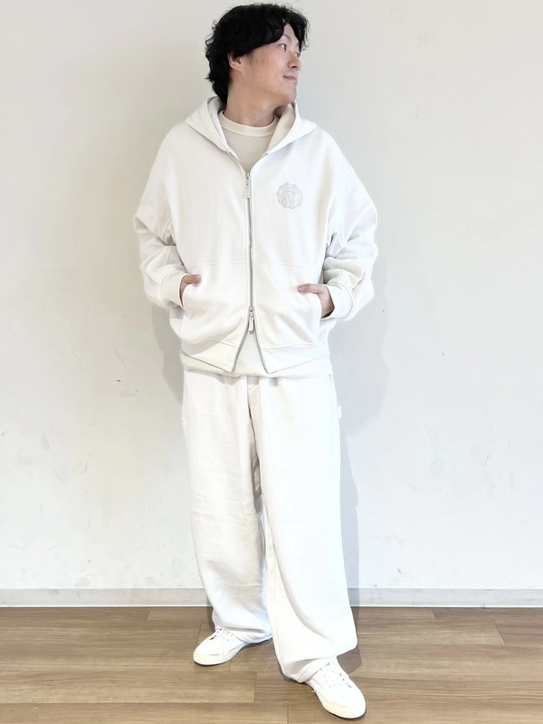 GAPロゴジップアップパーカー　セットアップ　白