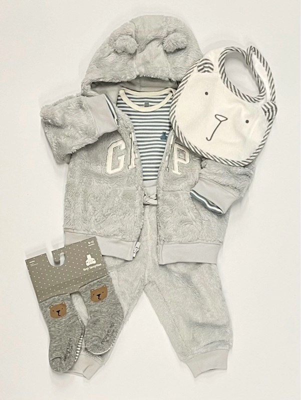 もふもふロゴパーカー