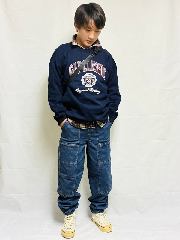 キッズ【ロゴスゥェットもカッコよく】外出に!