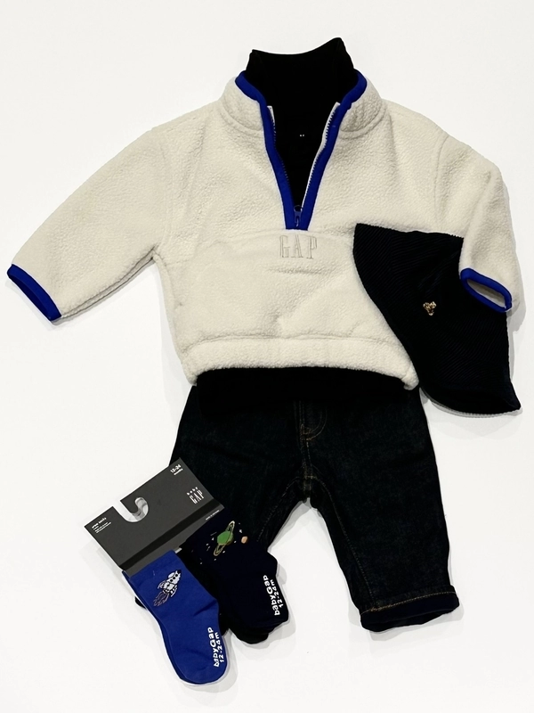 【新作】ハーフジップフリースコーデ