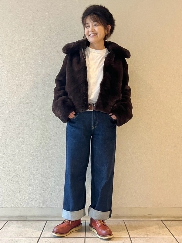 トレンド！ファージャケットでコーディネート♪