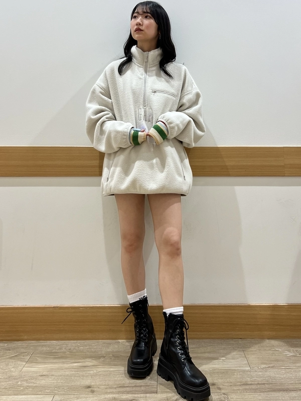 【ボアが可愛い!ロゴオーバーサイズハーフジップ!】