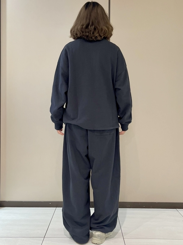 新作】スウェットセットアップのスタイリング | Gap公式オンラインストア