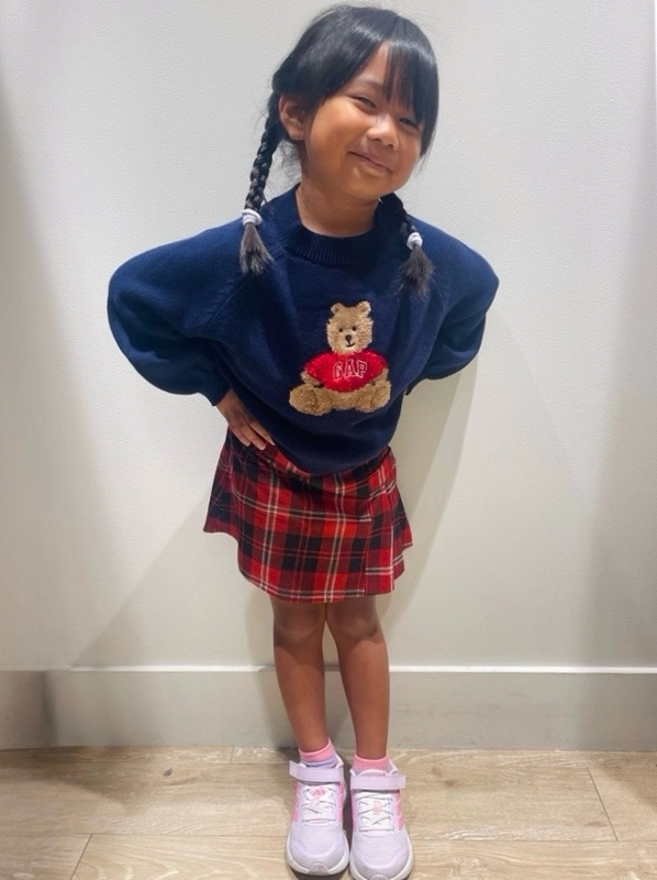 ブラナンベアセーター × チェックプリーツスカート