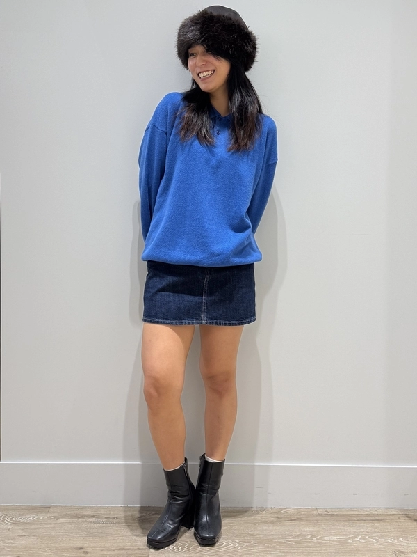 ポロセーター×デニムミニスカート