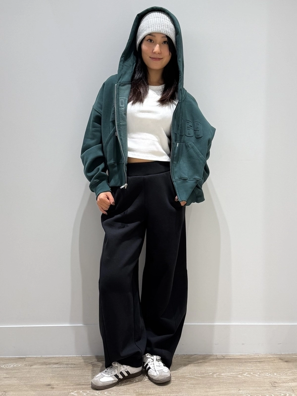【今季オススメ】ロゴパーカーstyle