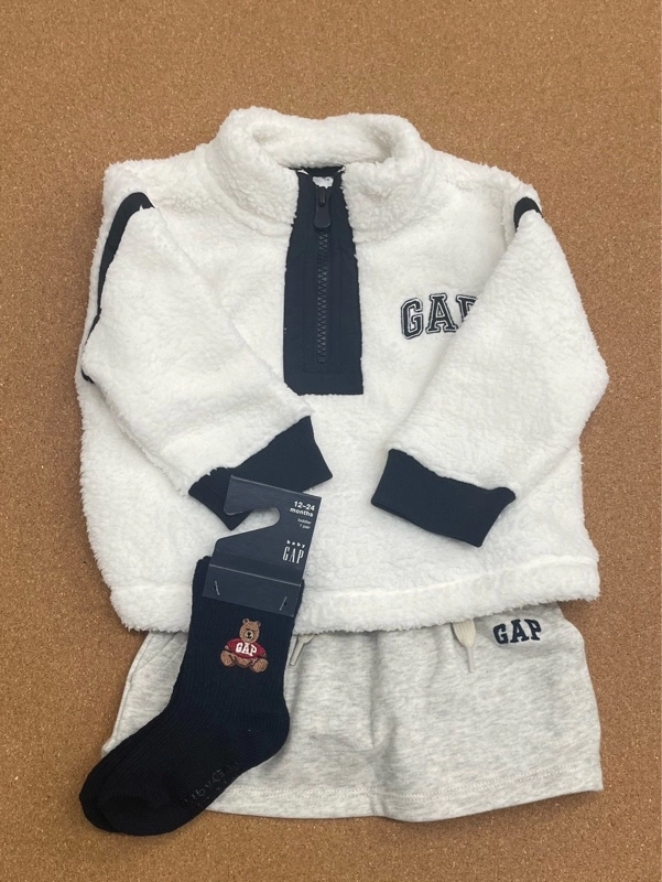 おそろいコーデに♡ボアトップス