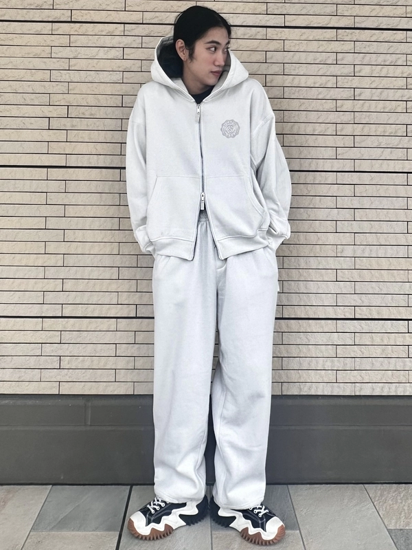 【大人気】Gapロゴパーカー×カーペンタースウェットパンツ