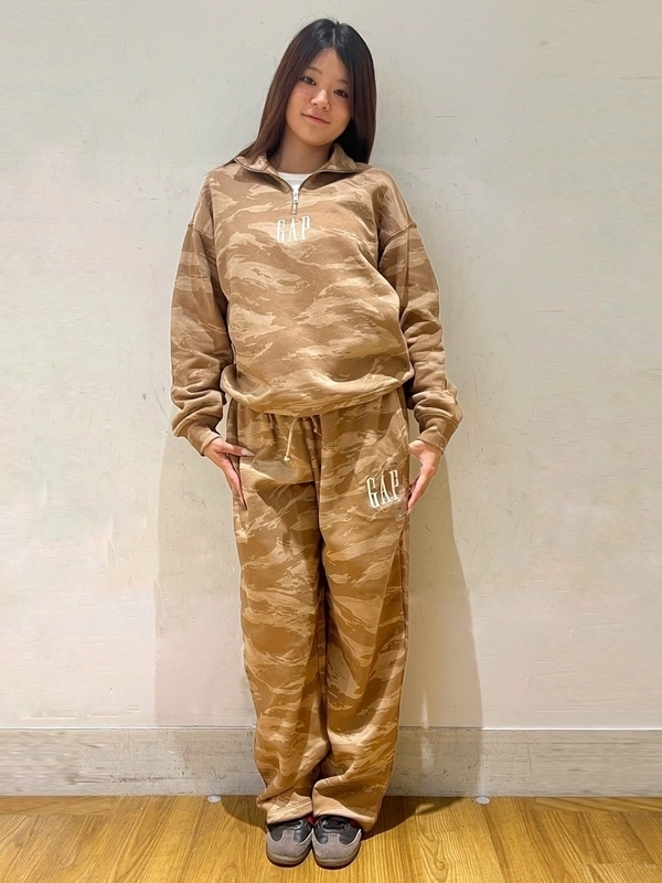 カモフラージュ】セットアップのスタイリング | Gap公式オンラインストア