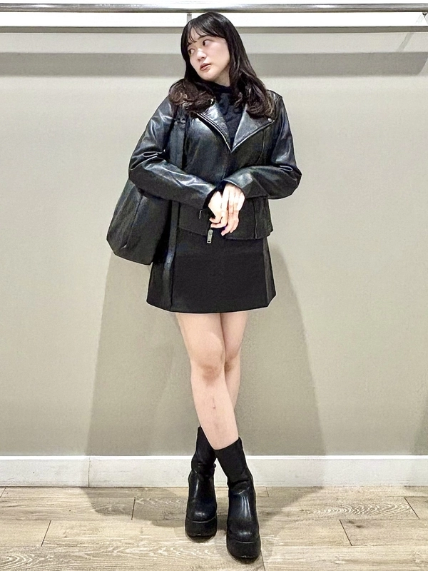 《ブラックレザー》