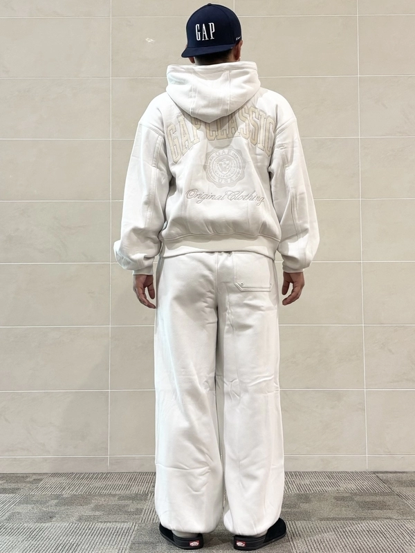 大人気】ダブルジップのセットアップのスタイリング | Gap公式