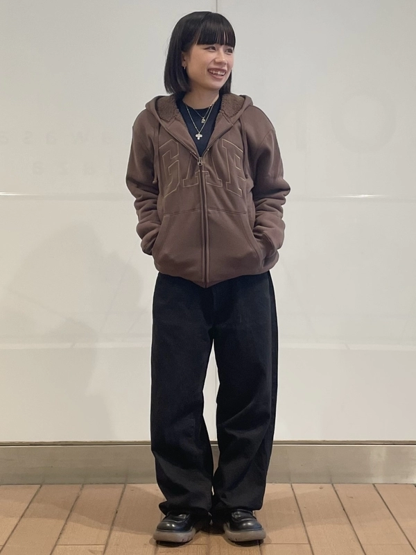 【大人気】ボアパーカーコーデ