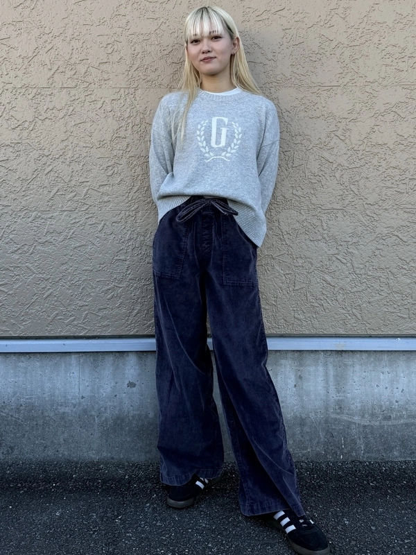 【新作】ロゴセーター