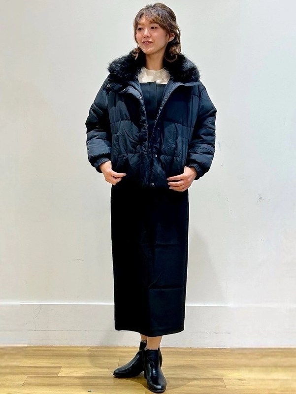 キレイめダウンジャケット