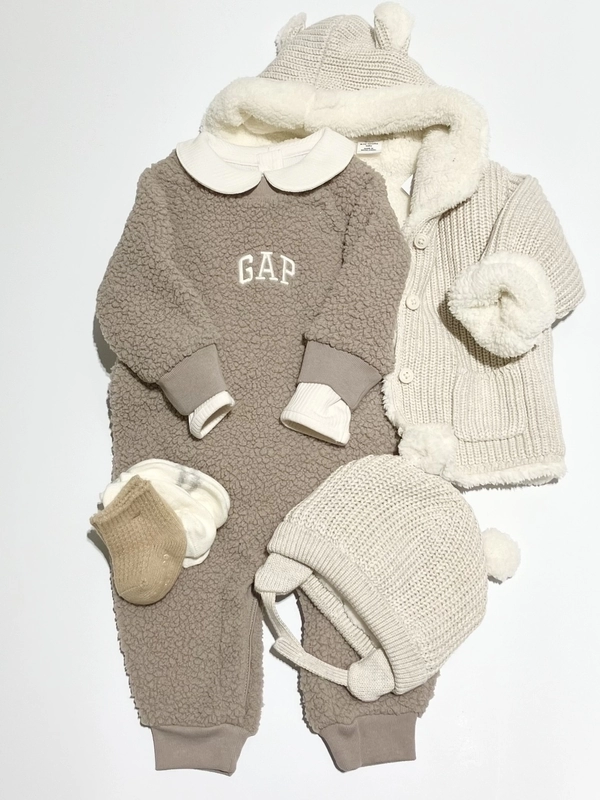 冬支度 お揃いもできるあったかいロゴボアコーデ