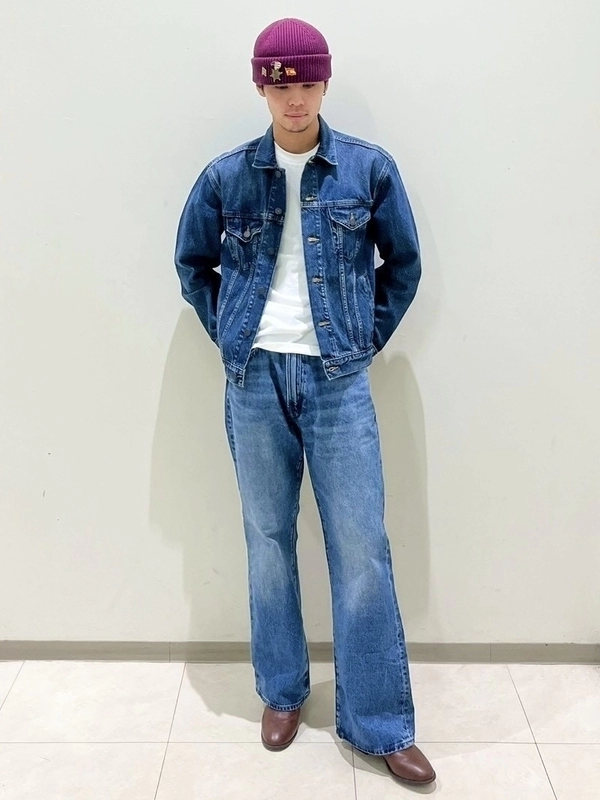 秋のデニムコーデ