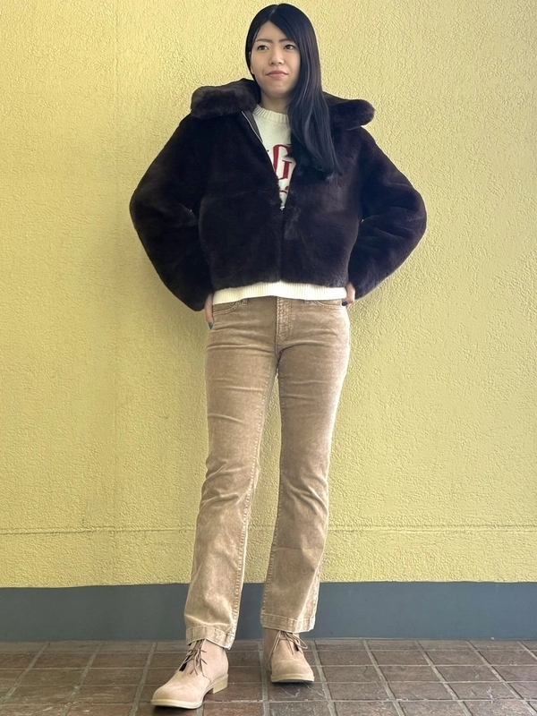 【フェイクファージャケットでトレンドコーデ♪】