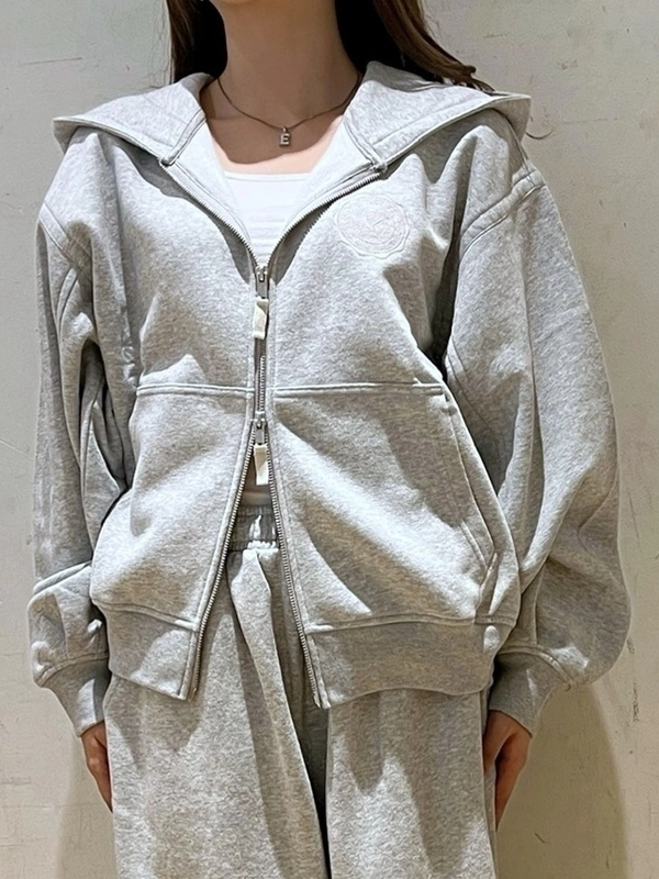 GAP ジップパーカーセットアップ ジップアップパーカー】セットアップのスタイリング | Gap公式