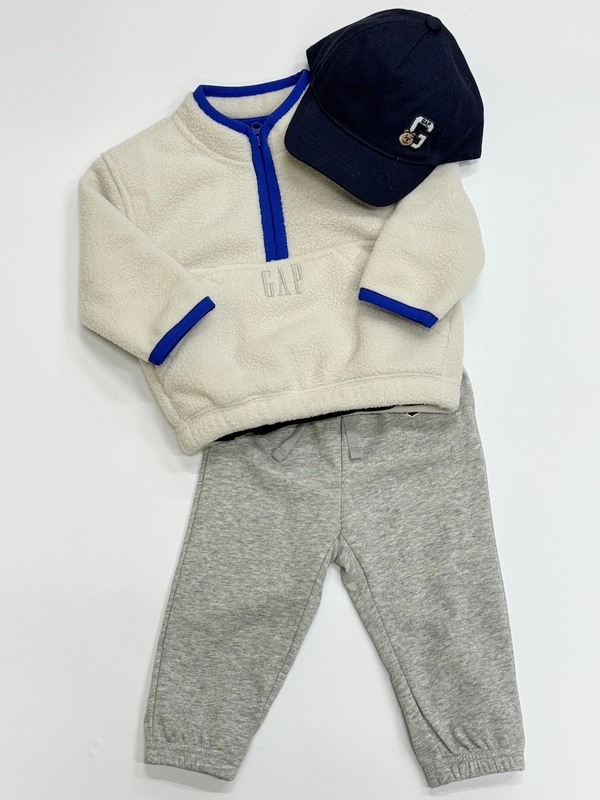 ロゴボアハーフジップ