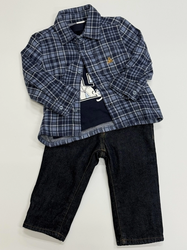 チェックシャツ×デニム