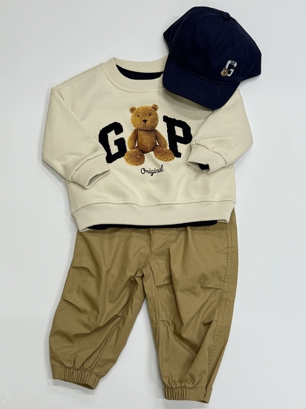 【大人気】ブラナンくんスウェットコーデ