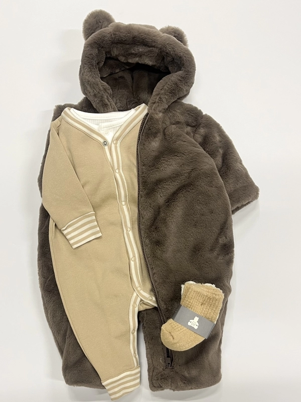 ふわふわアウターでお外デビュー⭐︎