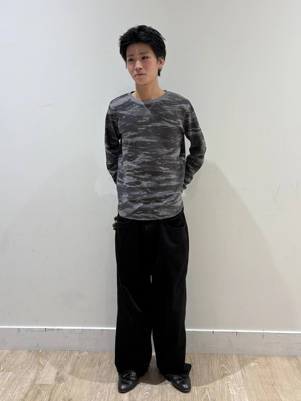 流行りの迷彩サーマルのスタイリング | Gap公式オンラインストア