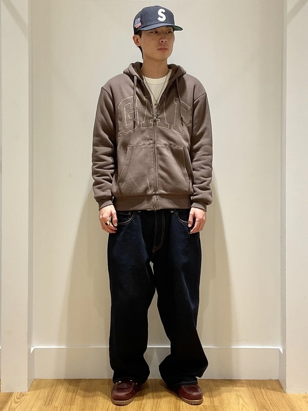 軽くて暖かい◎裏ボアジップパーカー