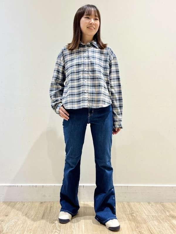 ネルシャツでシンプルコーデ♡