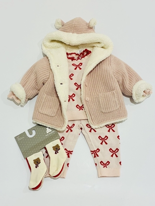 ベビー【セパレートニットコーデ】お正月にはこれ！