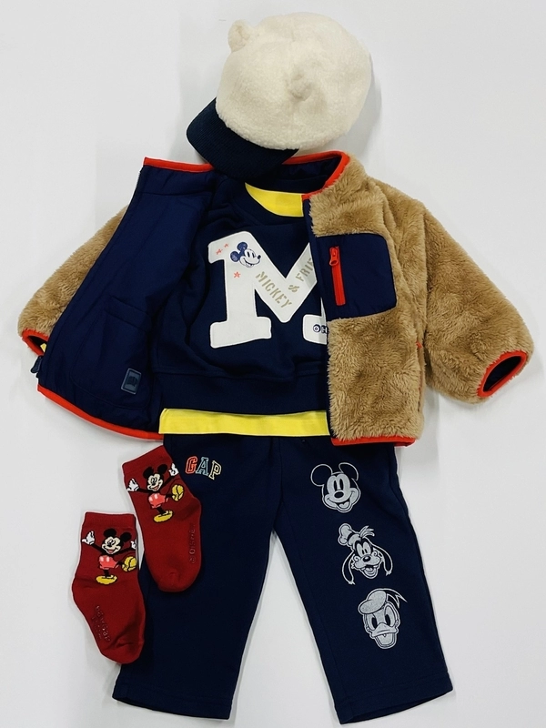 リバーシブルアウター×ミッキーセットアップ