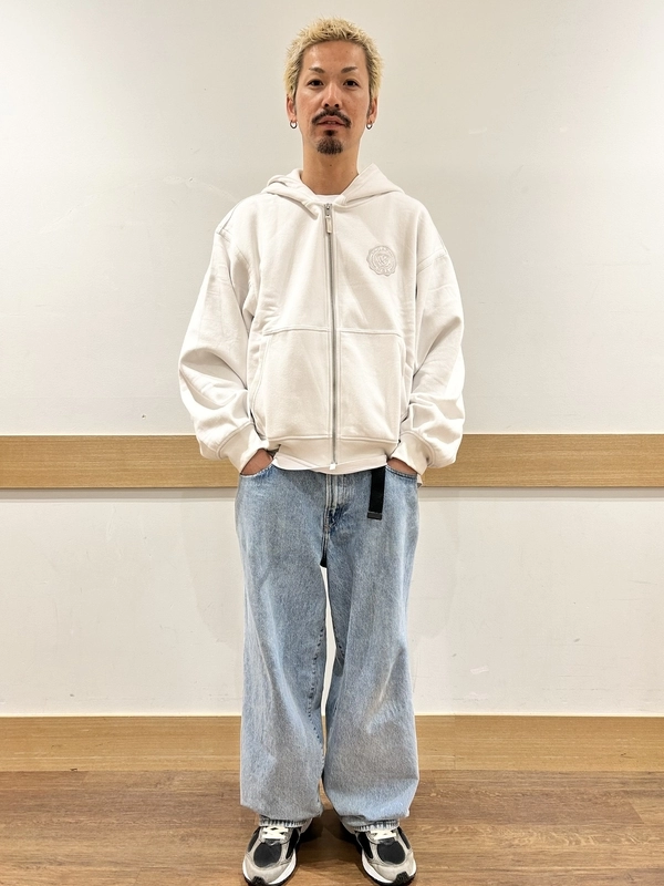 【ロゴパーカー】