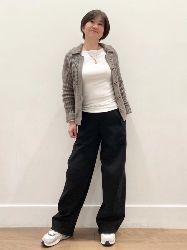 襟付きニットカーディガン