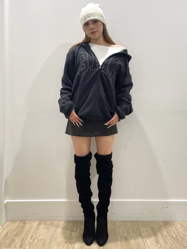 大人気☆裏ボアロゴパーカー