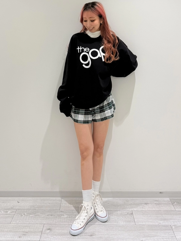 【New】ロゴパーカー