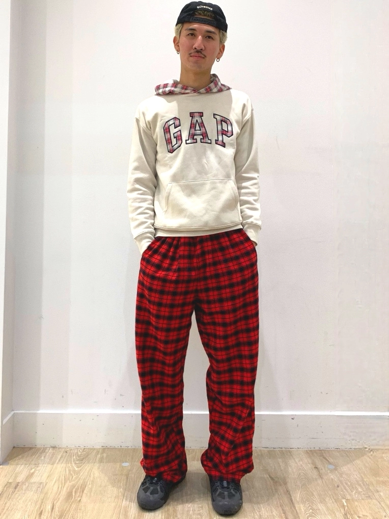 【大人も着用可！】GAPKIDSロゴパーカー