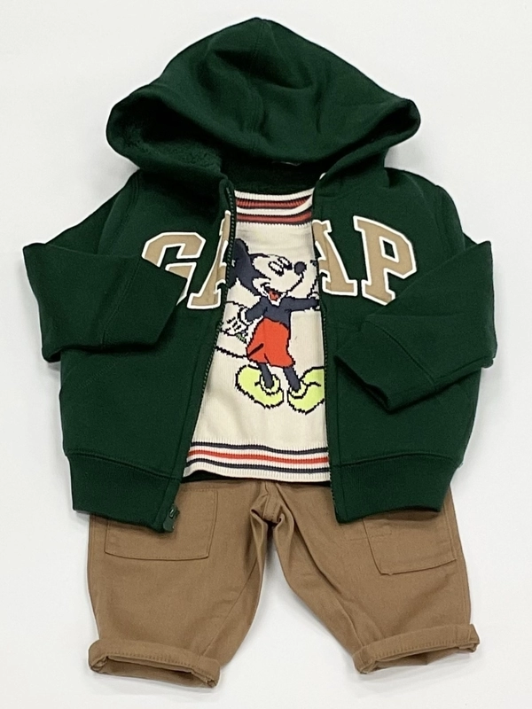 秋のお出かけに【ボアジップパーカー】!!